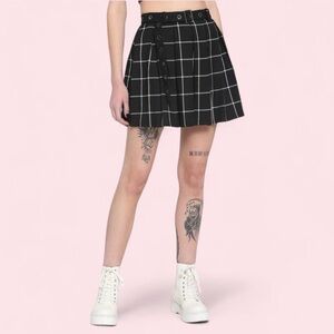 Hot Topic Black & White Plaid Pleated Skirt Juniors M – 90s Grunge/Dark Academia